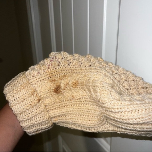 Vintage Hand Knit Irish Wool Cardigan - Picture 12 of 12